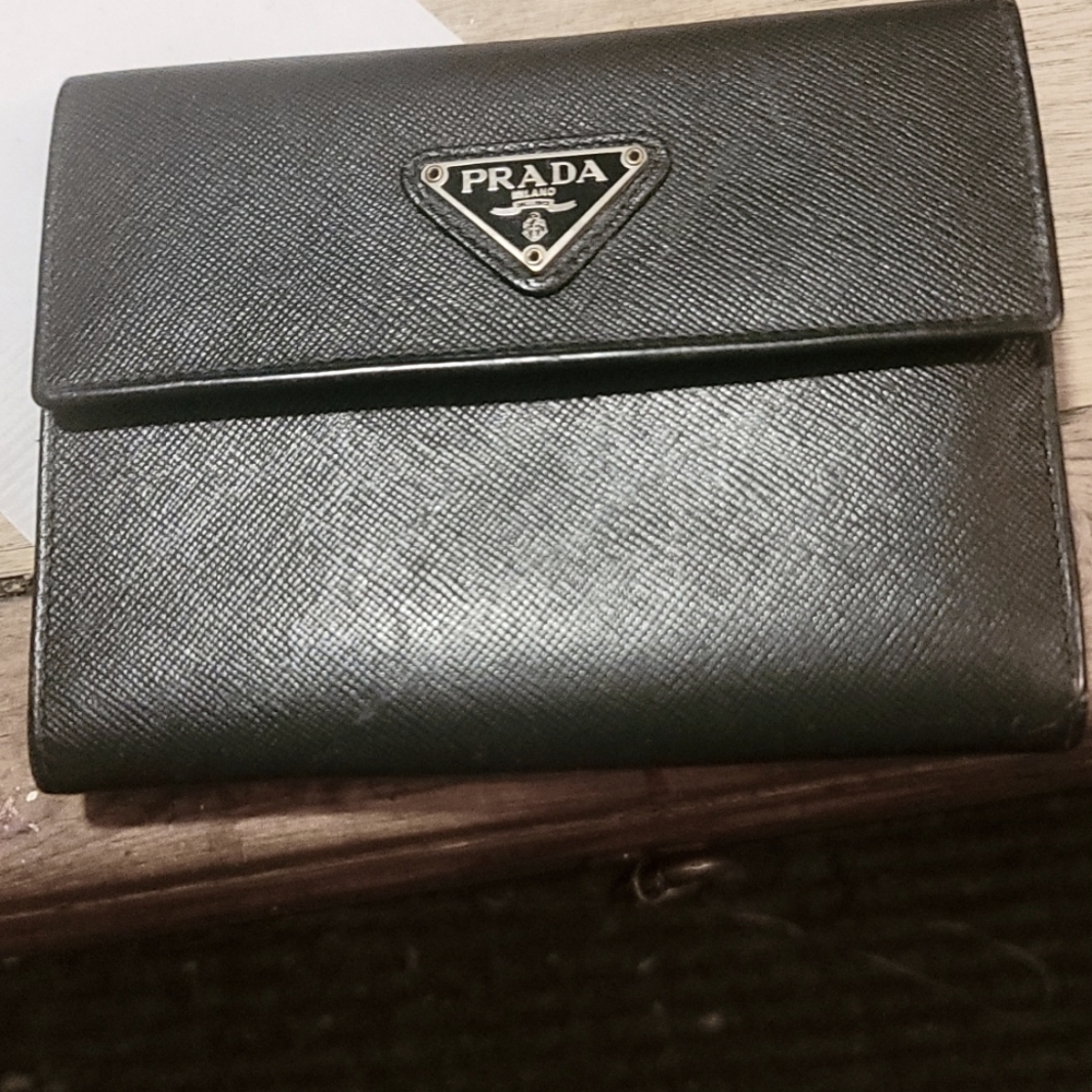 Prada Black Saffiano Leather Triangle Logo Compact Wallet